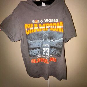 graphic Cavs Champ T shirt